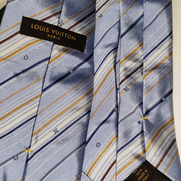 Louis Vuitton Tie - Picture 1 of 3